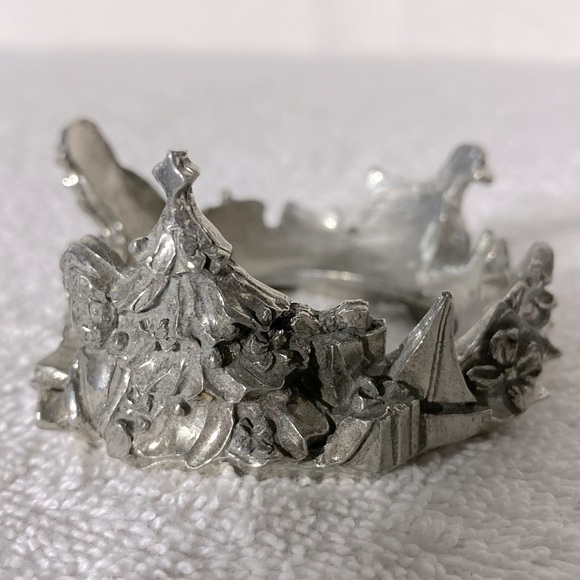 Vintage 90’s Seagull Pewter Silver Tone Christmas Theme Pillar Candle Ring Base - Picture 6 of 9